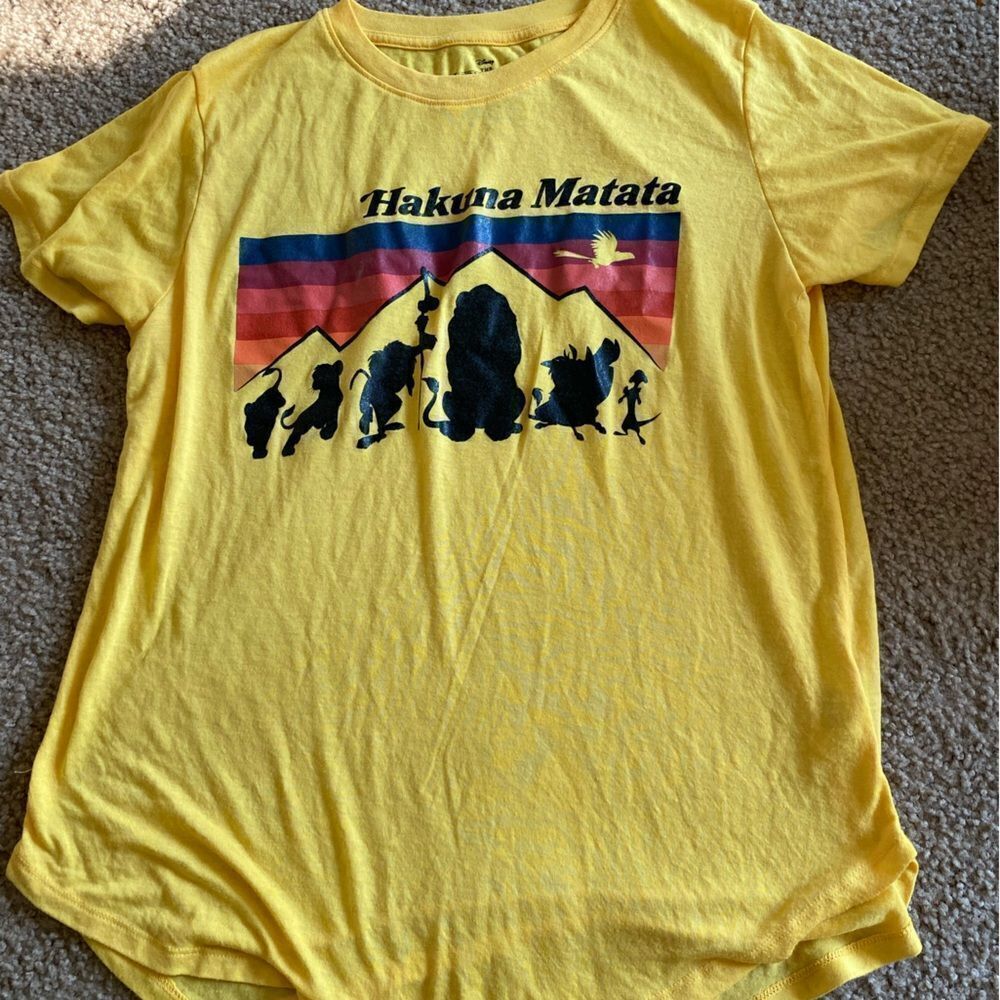 Juniors Disney The Lion King Hakuna Matata Tshirt